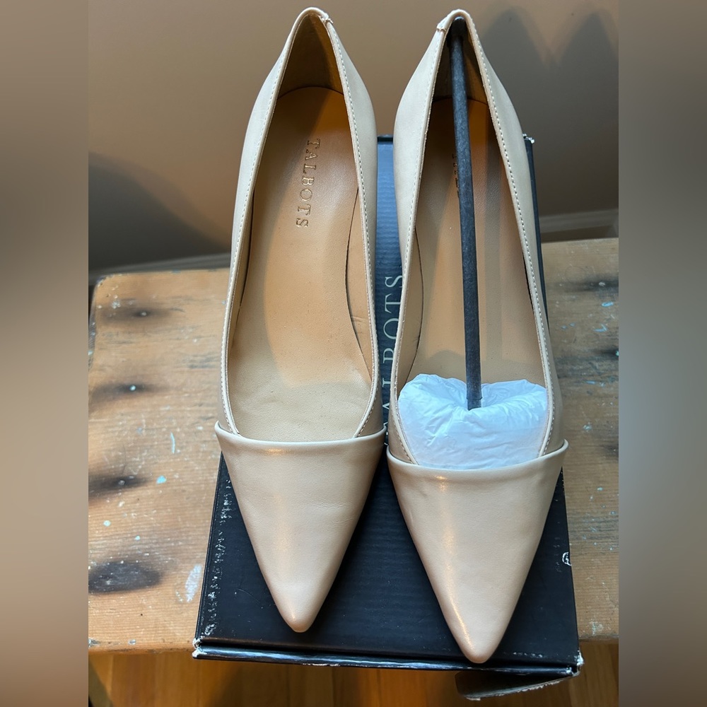 Talbots Pippa Vamp Wrap kitten heel pumps size 8